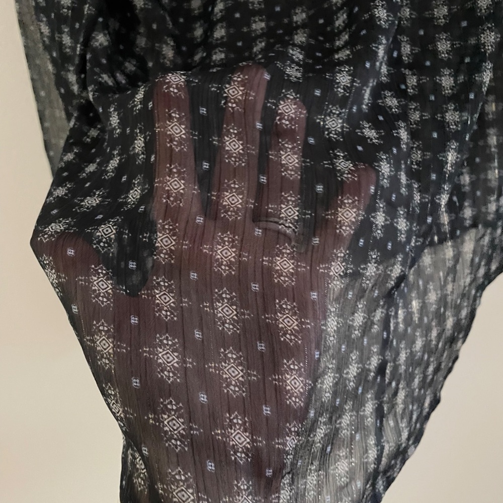 Sheer Navy Patterned Top - Picture 7 of 8